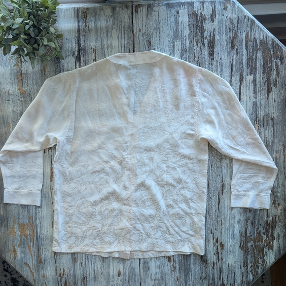 Vintage 100% Silk Long Sleeve Blouse Cream Women's Small - Picture 6 of 7